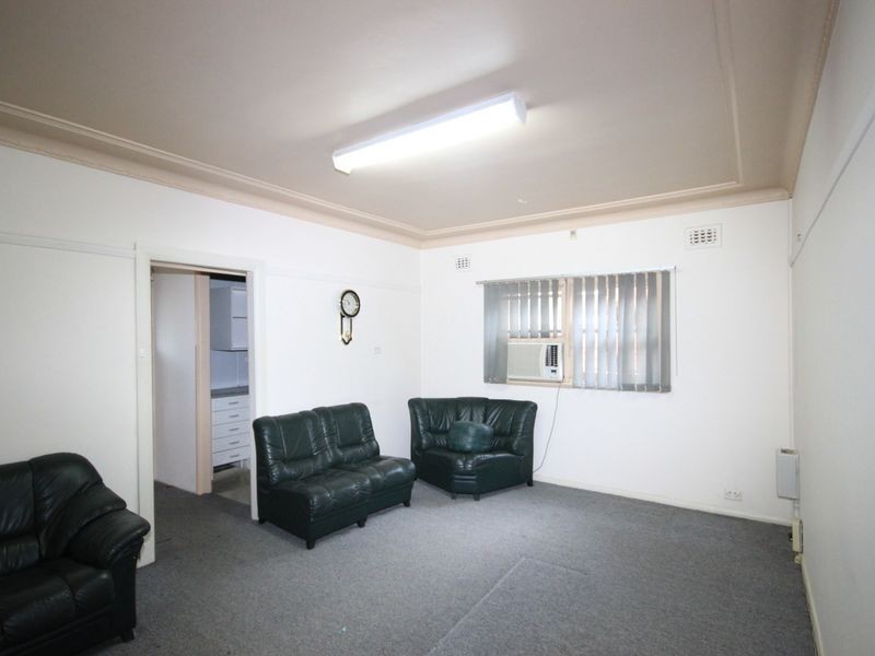 12 Howard Road, Padstow NSW 2211