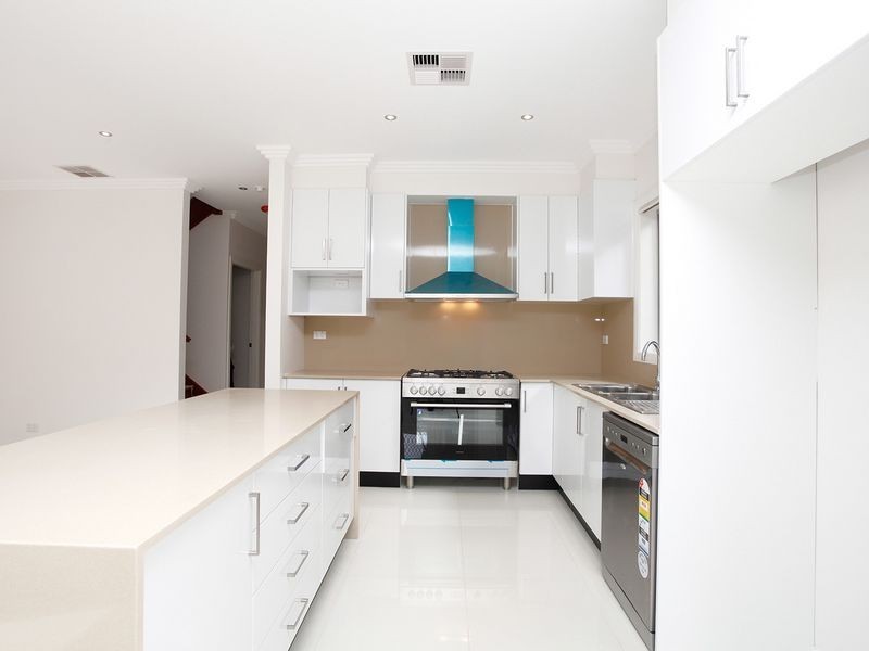 19A Wyatt Avenue, Padstow NSW 2211