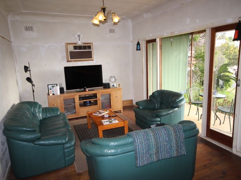 1 Tallawarra Avenue, Padstow NSW 2211