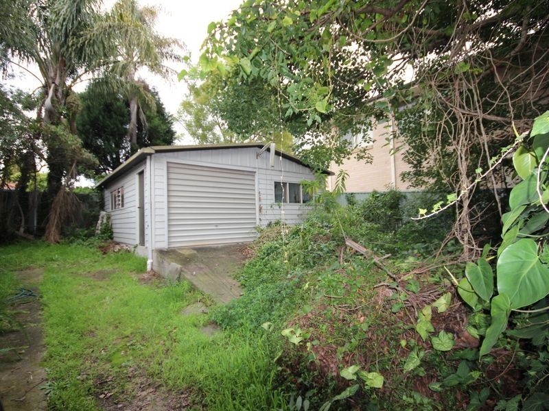 1 Tallawarra Avenue, Padstow NSW 2211