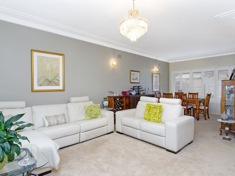 19 Langdale Avenue, Revesby NSW 2212