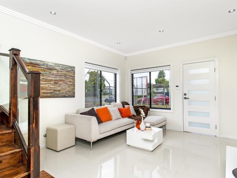 47 Bullecourt Avenue, Milperra NSW 2214