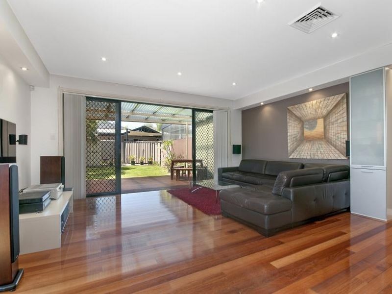 11 Sherwood Street, Revesby NSW 2212