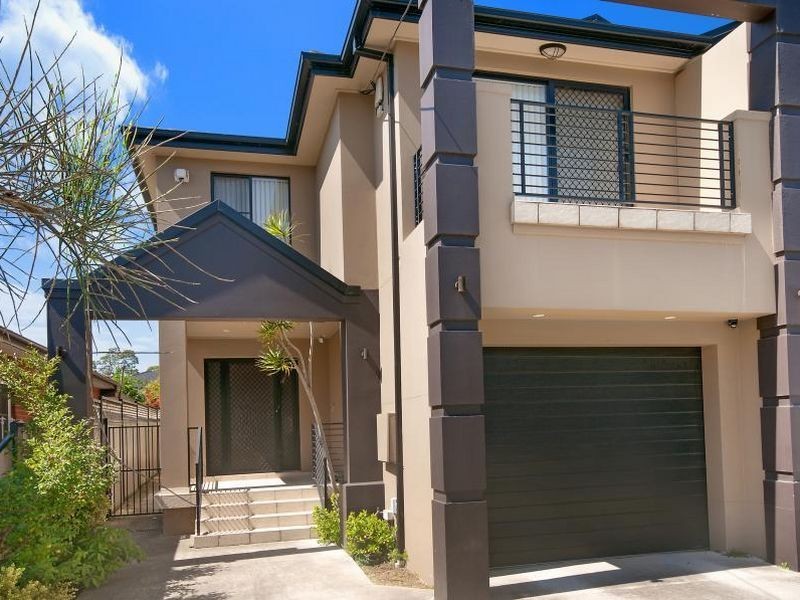 11 Sherwood Street, Revesby NSW 2212