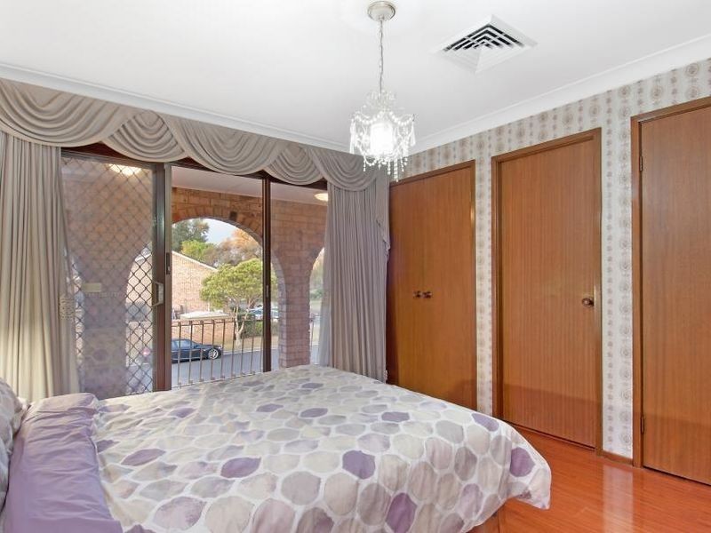 4 Links Avenue, Milperra NSW 2214