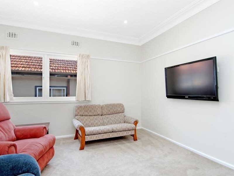 37 Gibson Avenue, Padstow NSW 2211