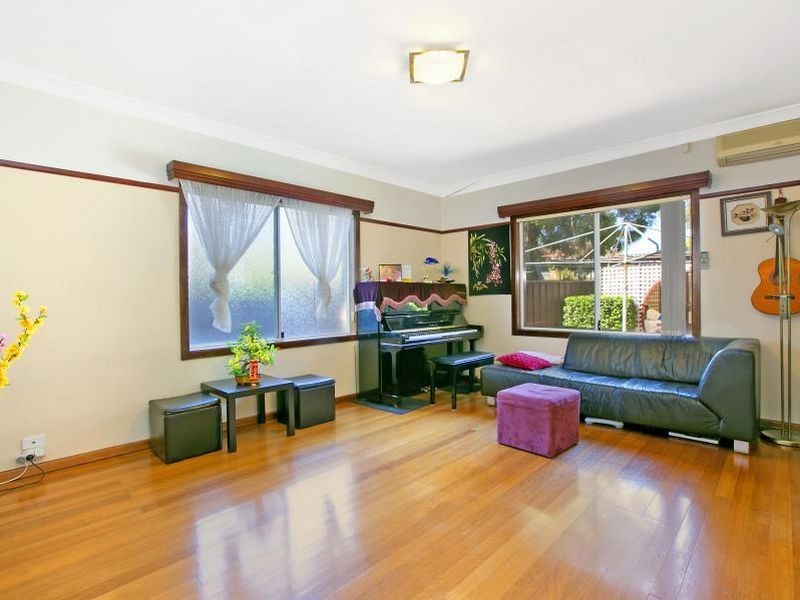 127 The River Road, Revesby NSW 2212