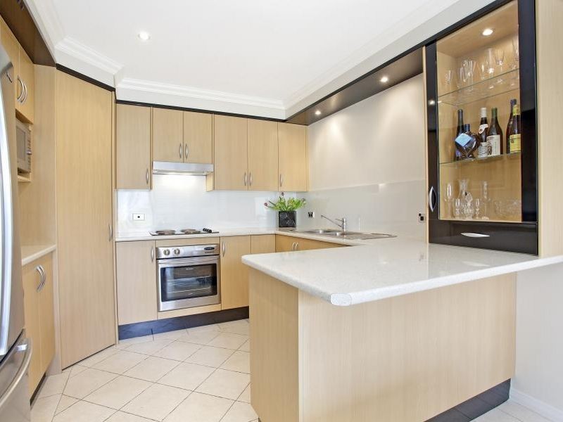 2/53 Lucas Road, East Hills NSW 2213