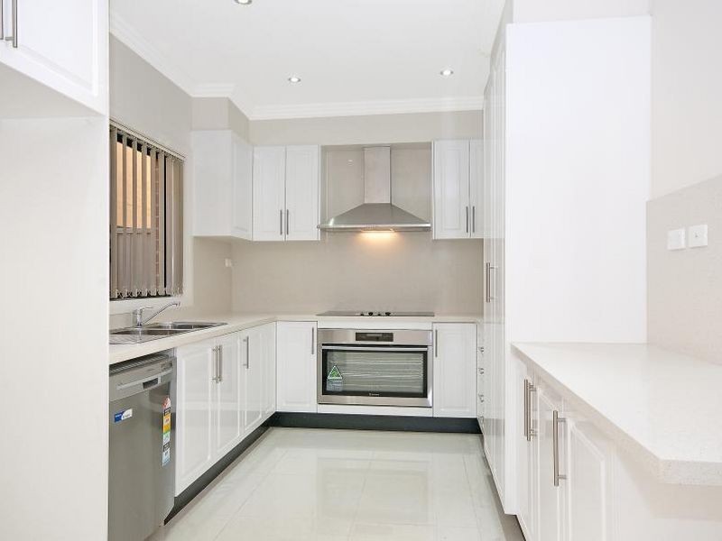 85 Picnic Point Road, Panania NSW 2213