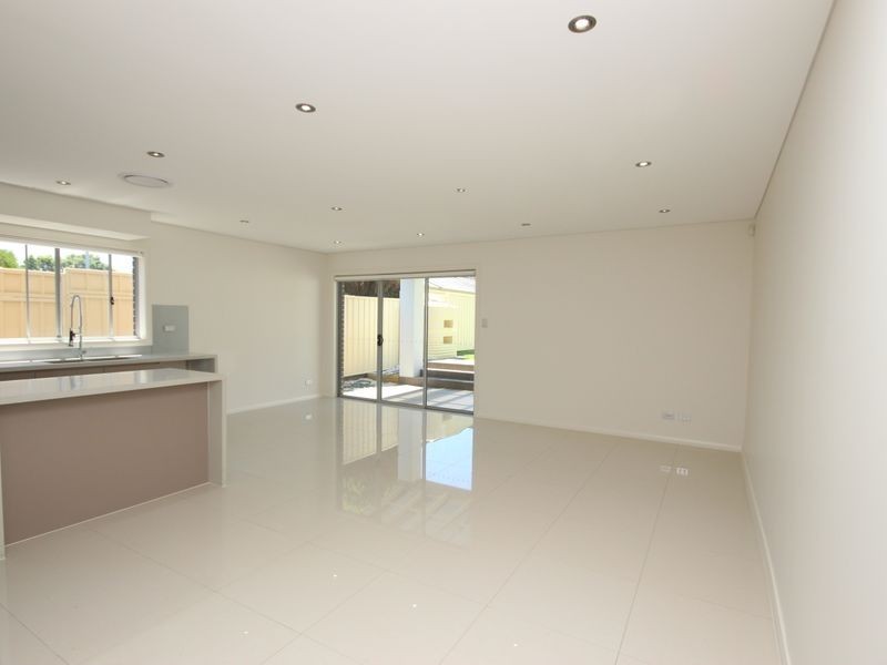 40 Sandakan Road, Revesby Heights NSW 2212