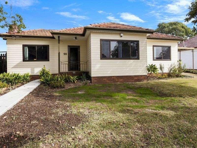98 Doyle Road, Revesby NSW 2212