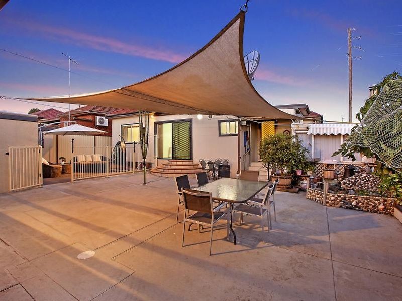 39 Gibson Avenue, Padstow NSW 2211