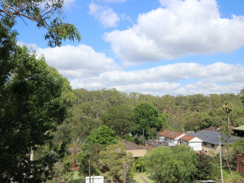 22 Carinya Road, Picnic Point NSW 2213