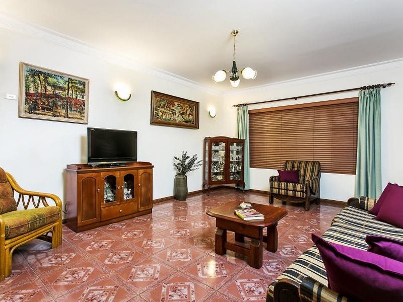 20 Zonnebeke Crescent, Milperra NSW 2214