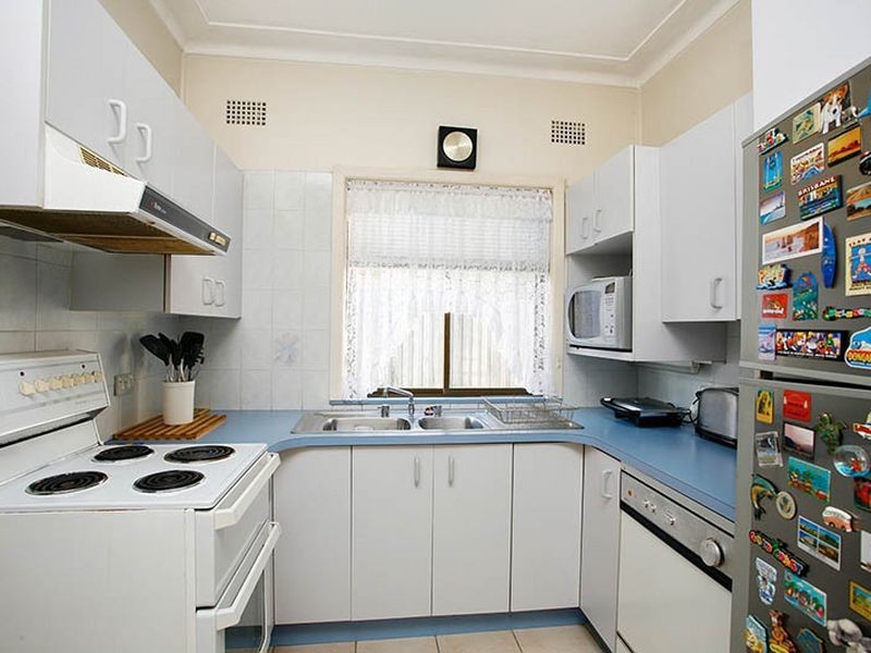 127 Davies Road, Padstow NSW 2211