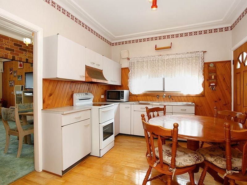 68 Chamberlain Road, Padstow NSW 2211