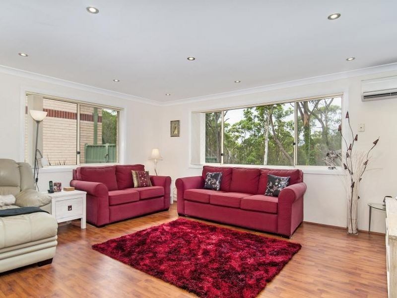 11/879 Henry Lawson Drive, Picnic Point NSW 2213