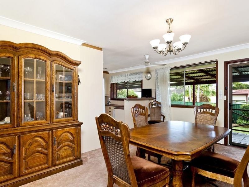 22 Seidel Avenue, Picnic Point NSW 2213