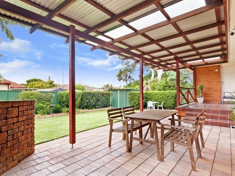 22 Seidel Avenue, Picnic Point NSW 2213