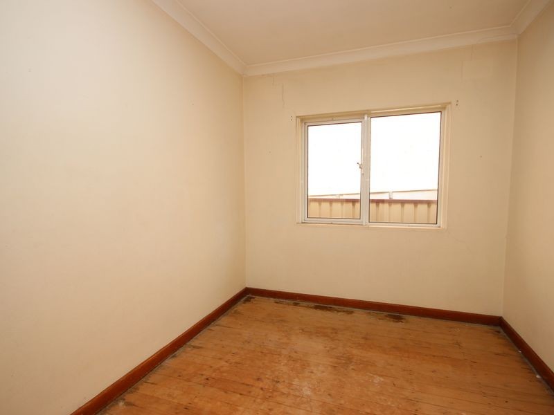 183 Davies Road, Padstow NSW 2211