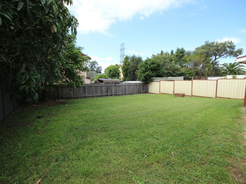 183 Davies Road, Padstow NSW 2211