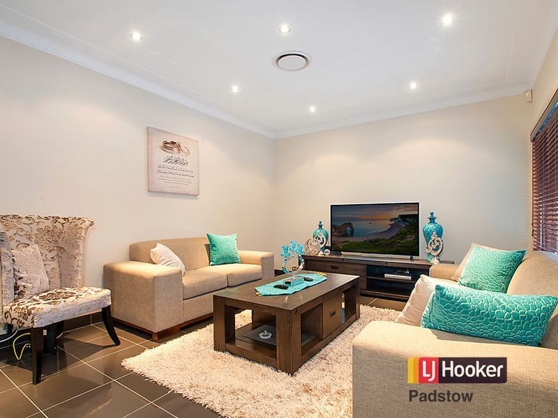 18 Wyatt Avenue, Padstow NSW 2211