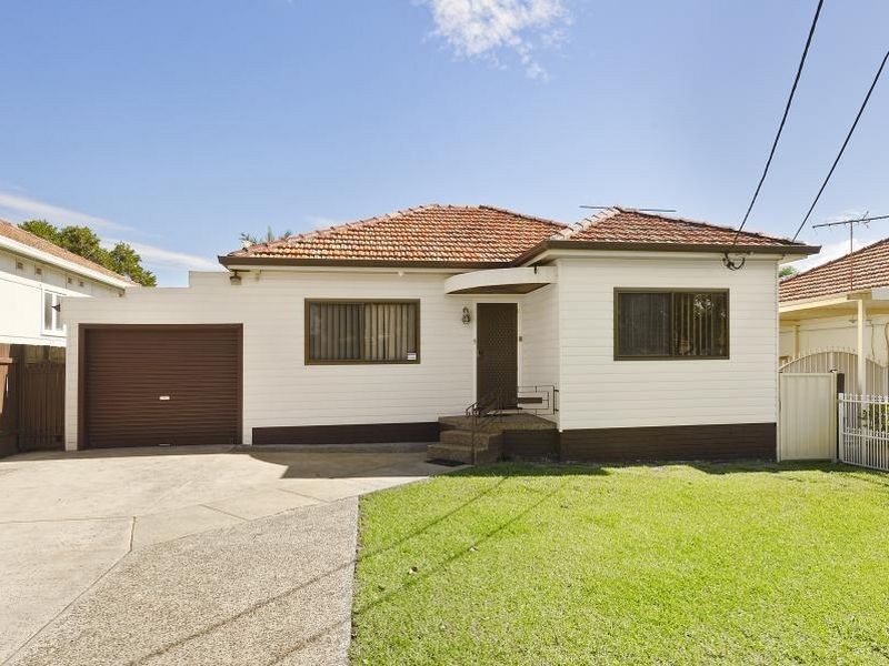 13 Bonaparte Street, Riverwood NSW 2210