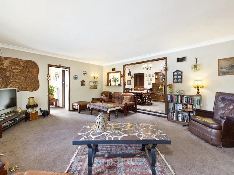 13 Bonaparte Street, Riverwood NSW 2210