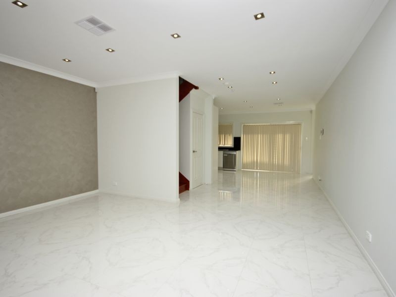 4 Windermere Crescent, Panania NSW 2213