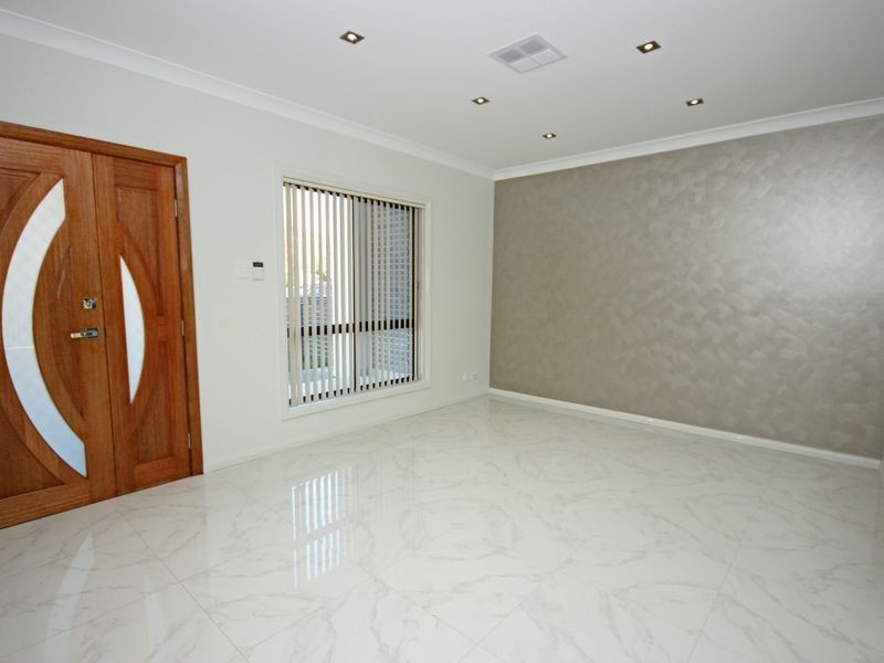 4 Windermere Crescent, Panania NSW 2213