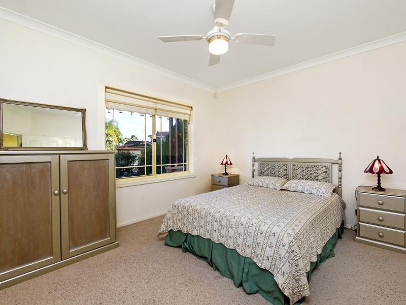 6 Eildon Court, Wattle Grove NSW 2173