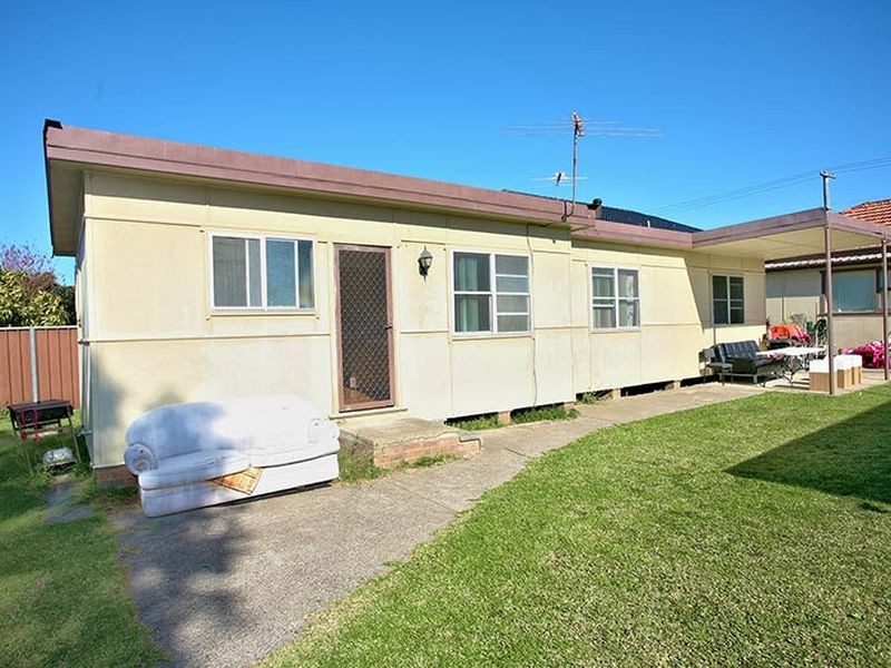 100 Clarence Street, Condell Park NSW 2200