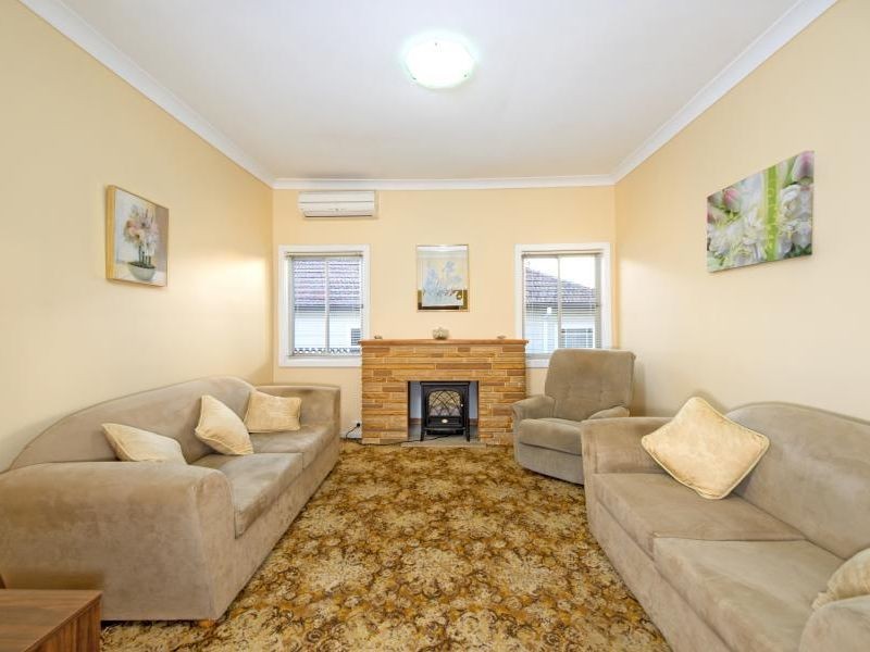 19 Spring Street, Padstow NSW 2211