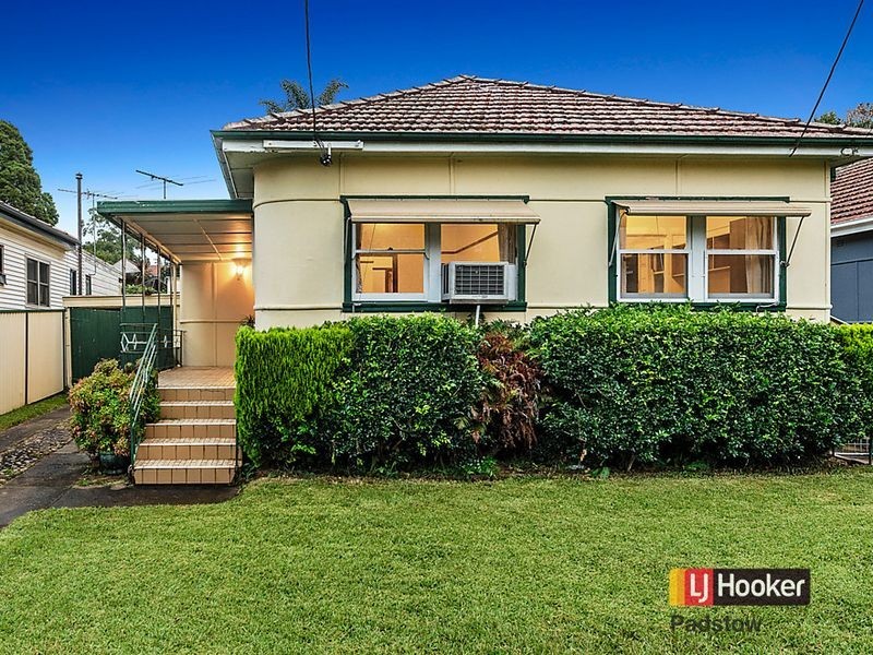 21 Rowland Street, Revesby NSW 2212