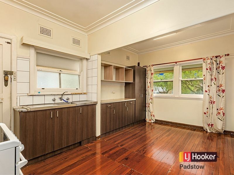 21 Rowland Street, Revesby NSW 2212