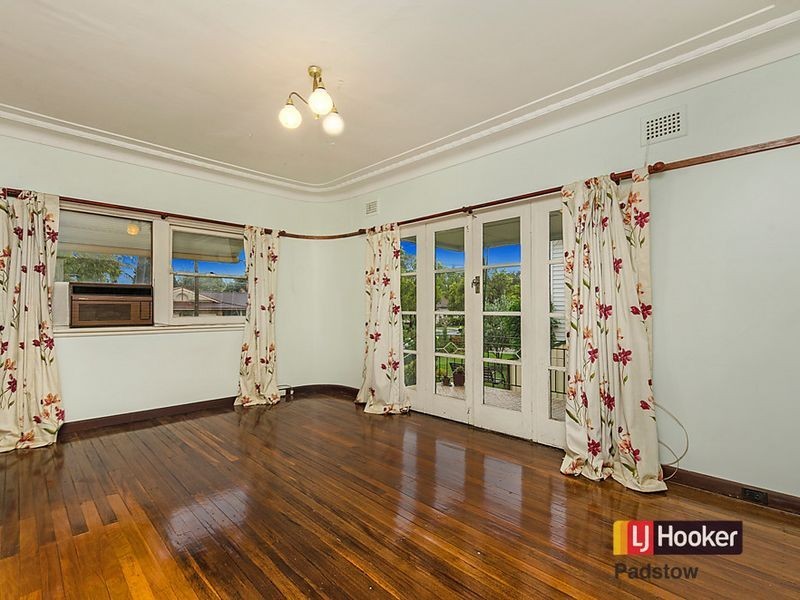 21 Rowland Street, Revesby NSW 2212