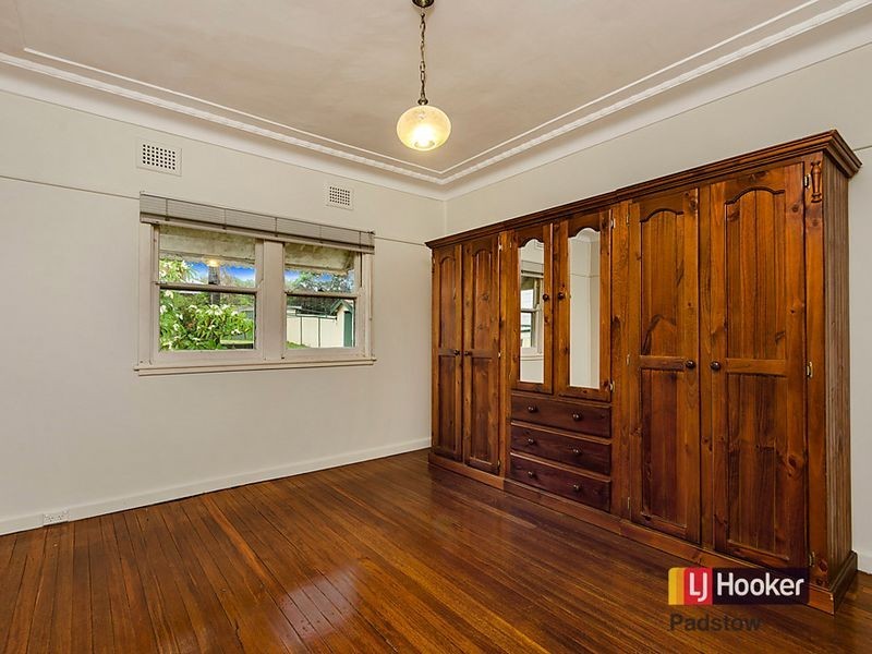21 Rowland Street, Revesby NSW 2212