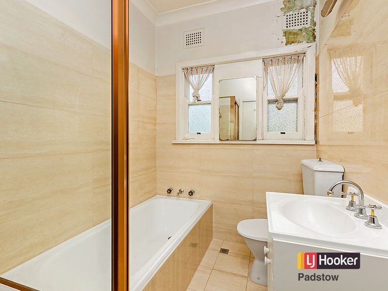 21 Rowland Street, Revesby NSW 2212