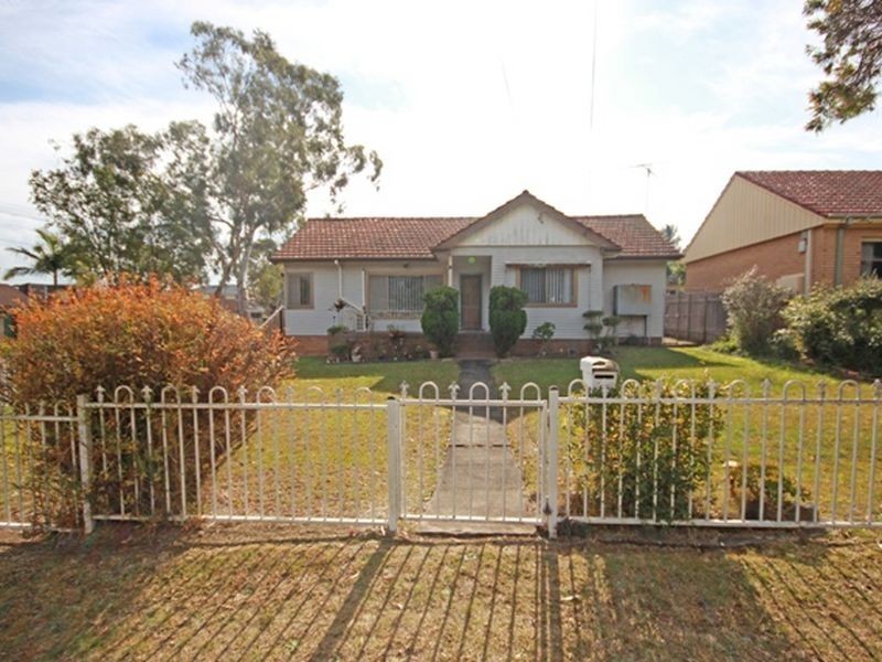 12 Phillip Street, Panania NSW 2213