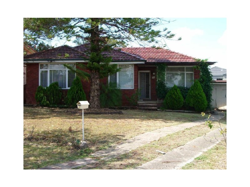 44 Ellesmere Street, Panania NSW 2213