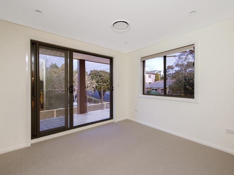 79a Victor Avenue, Picnic Point NSW 2213