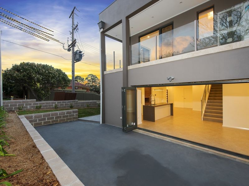 79a Victor Avenue, Picnic Point NSW 2213