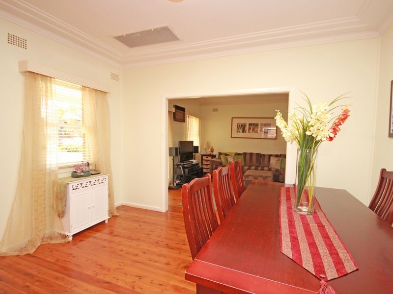 5 Kinross Place, Revesby NSW 2212