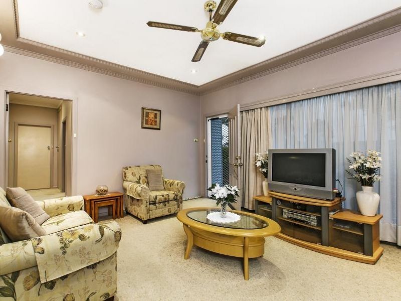 1 Kingston Avenue, Panania NSW 2213