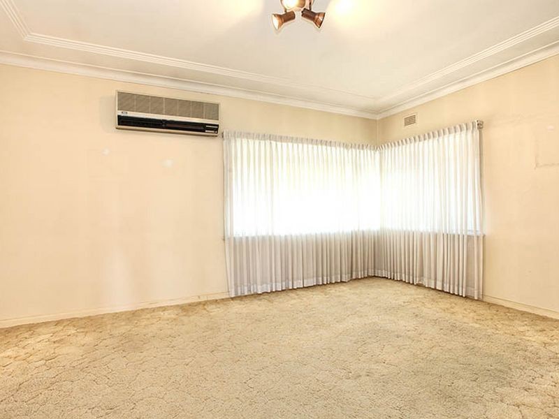 1 Uralla Avenue, Padstow NSW 2211