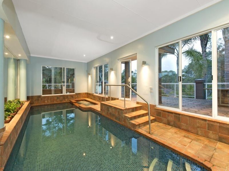 1 Carinya Road, Picnic Point NSW 2213