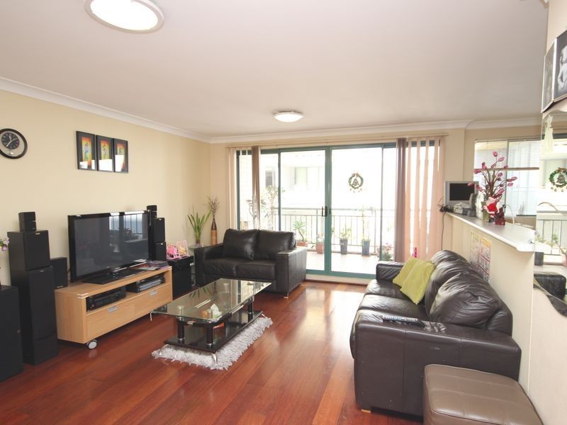 405/11 Jacobs Street, Bankstown NSW 2200