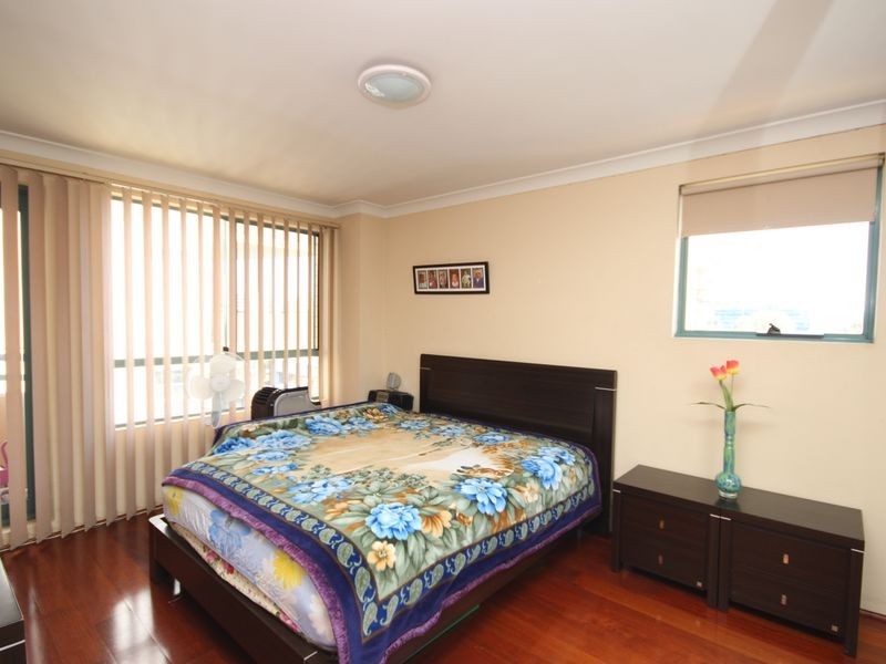 405/11 Jacobs Street, Bankstown NSW 2200