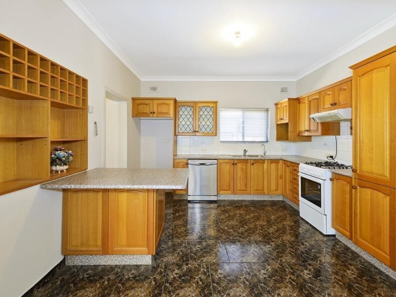 31 Clifford Street, Panania NSW 2213