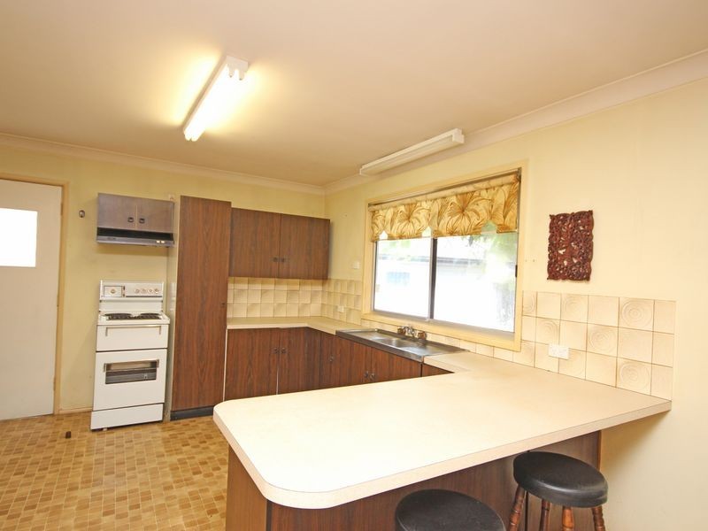 15 Armentieres Avenue, Milperra NSW 2214